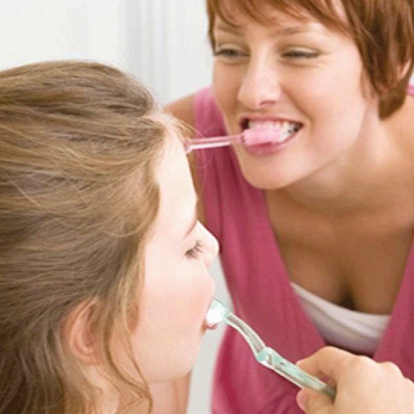 Come scegliere lo spazzolino da denti corretto